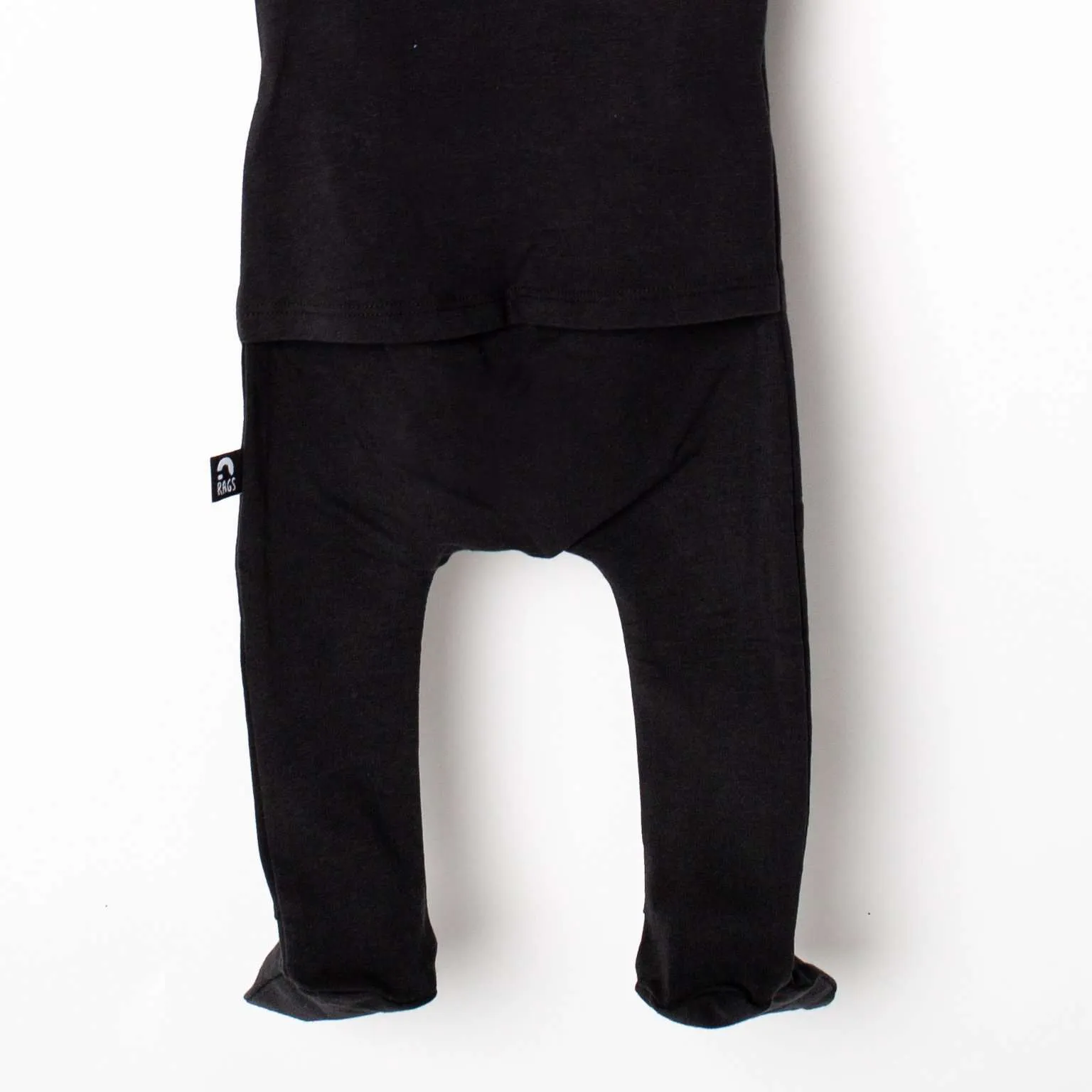Essentials Peekabooty Rag Romper - 'Newborn Rag in Phantom'