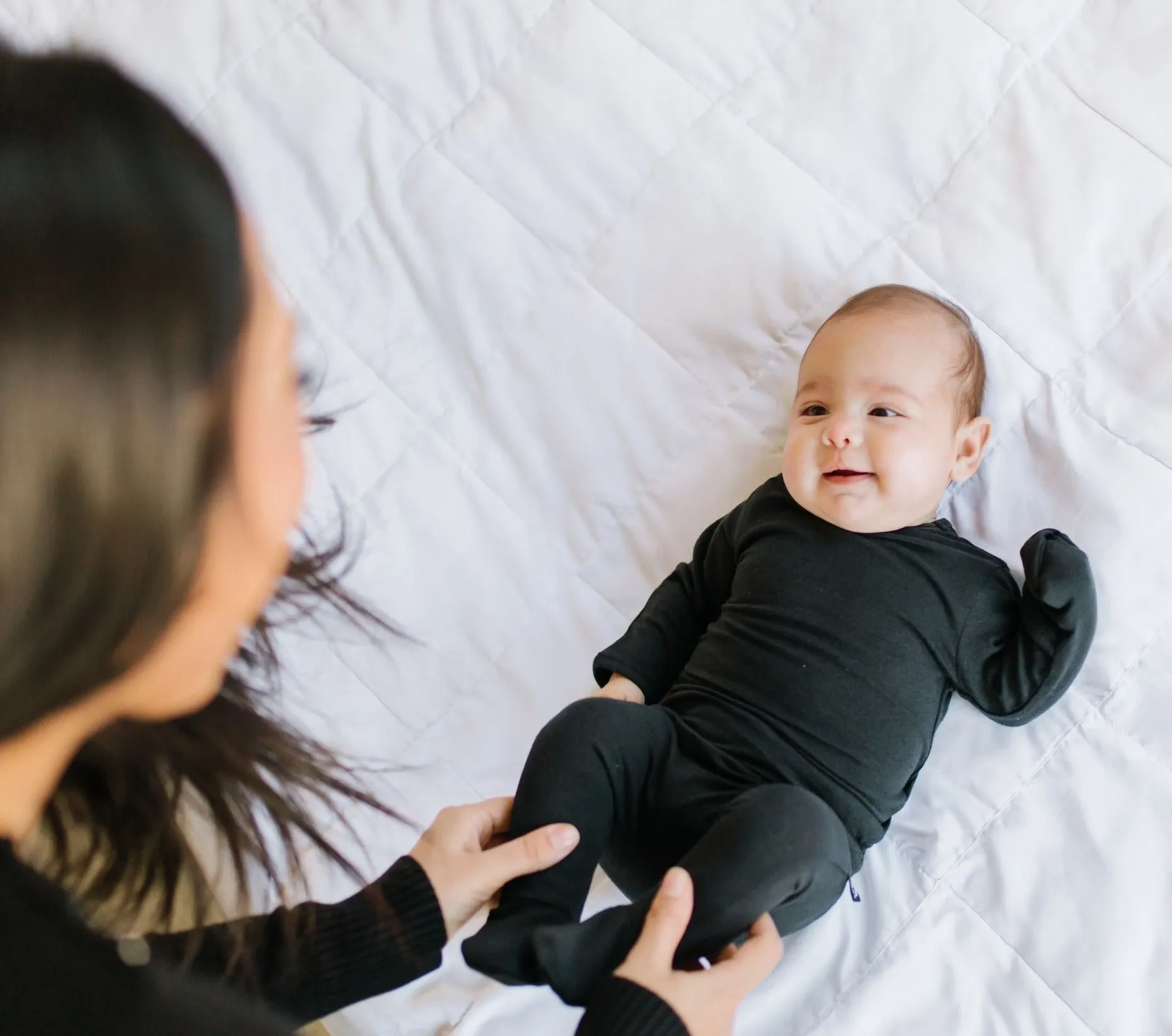 Essentials Peekabooty Rag Romper - 'Newborn Rag in Phantom'